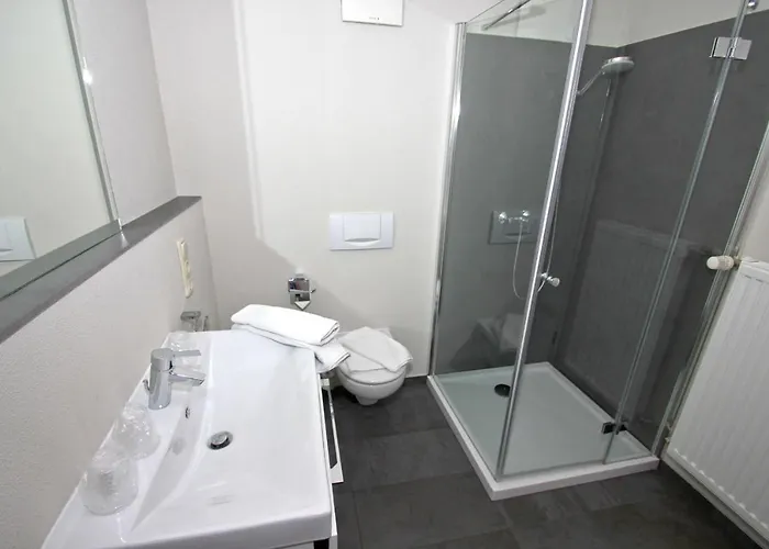 Haus Strandeck 14 Mit Sauna- Und Schwimmbadnutzung Im Ahoi Sellin * 奥斯特巴德·哥伦